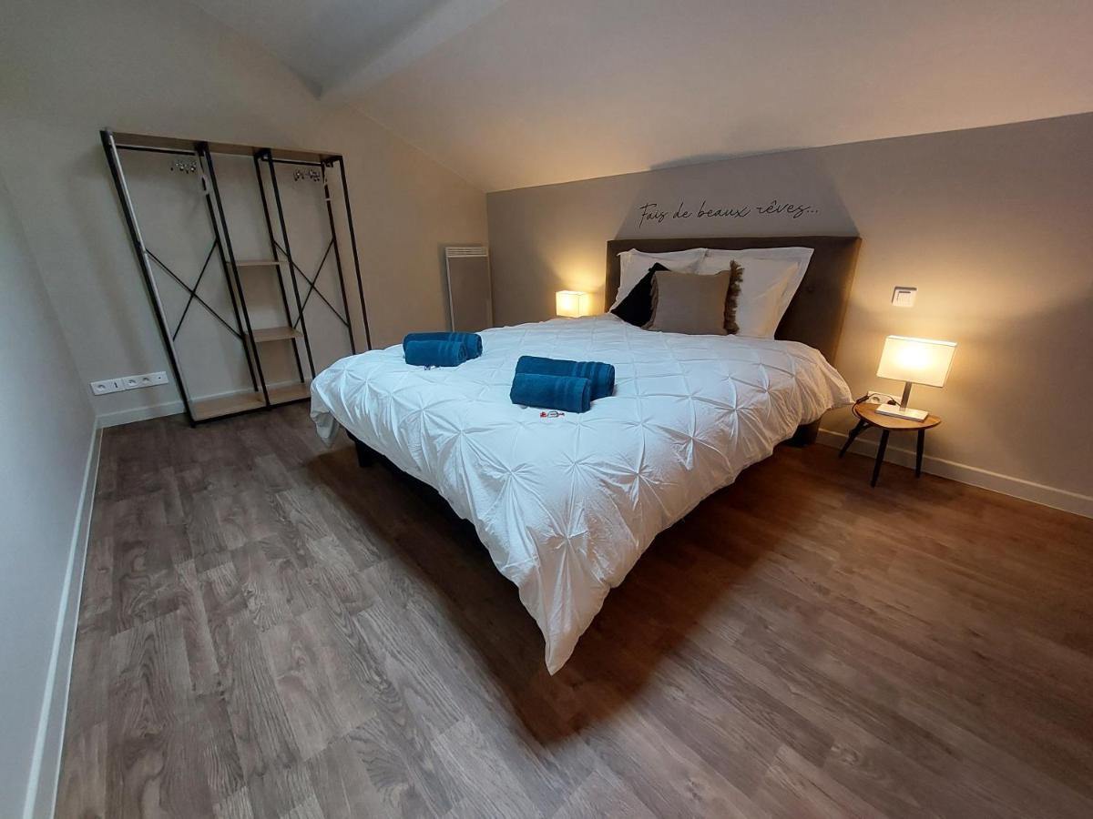 "Le Petit Bonheur" Gite Van 4 Tot 12 Personen Met Prive Vijver Van 2Ha Maisonnais-Sur-Tardoire Luaran gambar