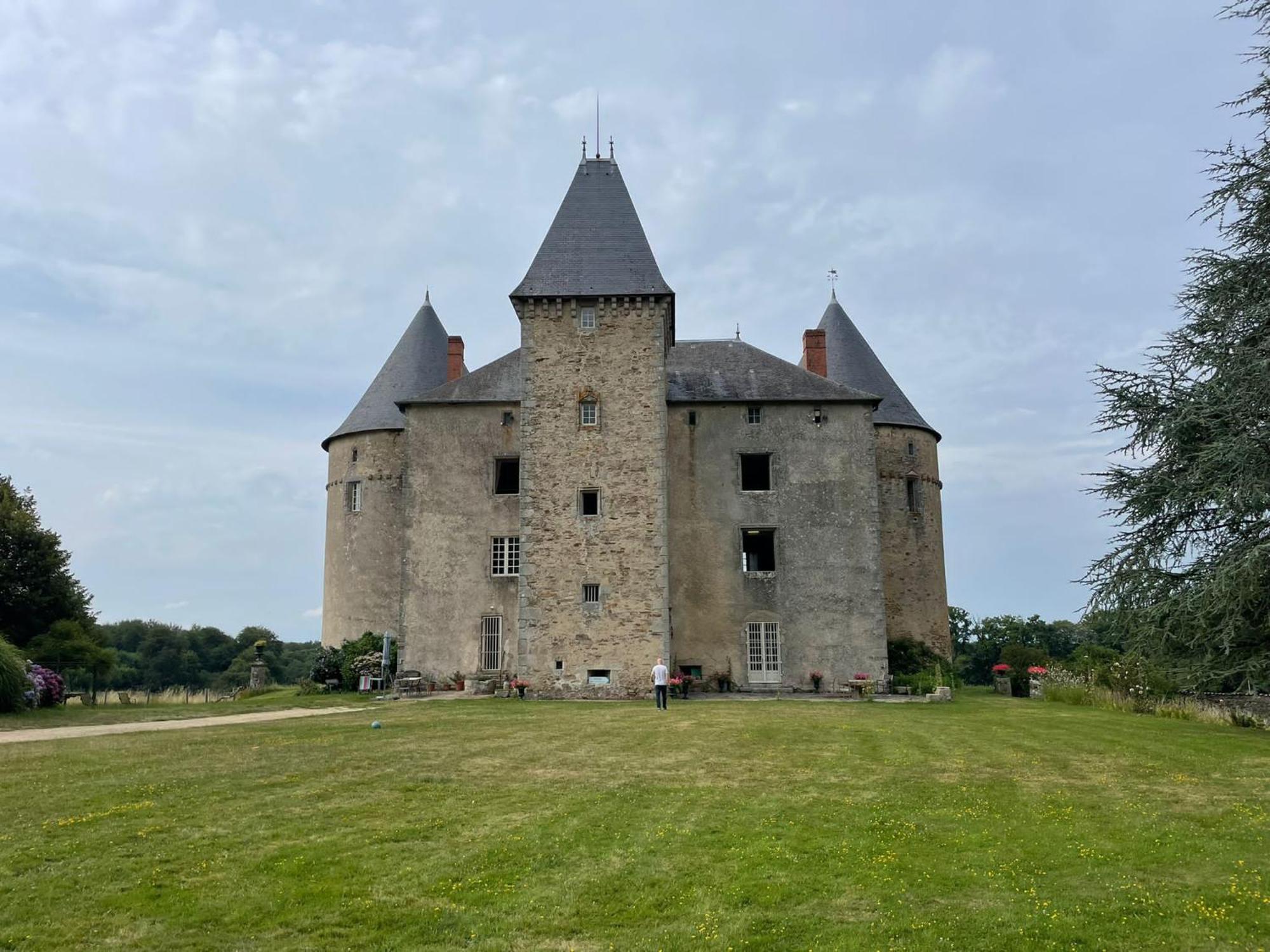 "Le Petit Bonheur" Gite Van 4 Tot 12 Personen Met Prive Vijver Van 2Ha Maisonnais-Sur-Tardoire Luaran gambar
